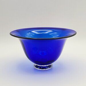 Ulf Johansson Sweden Signed Cobalt Blue Hand Blown Glass Bowl 6"